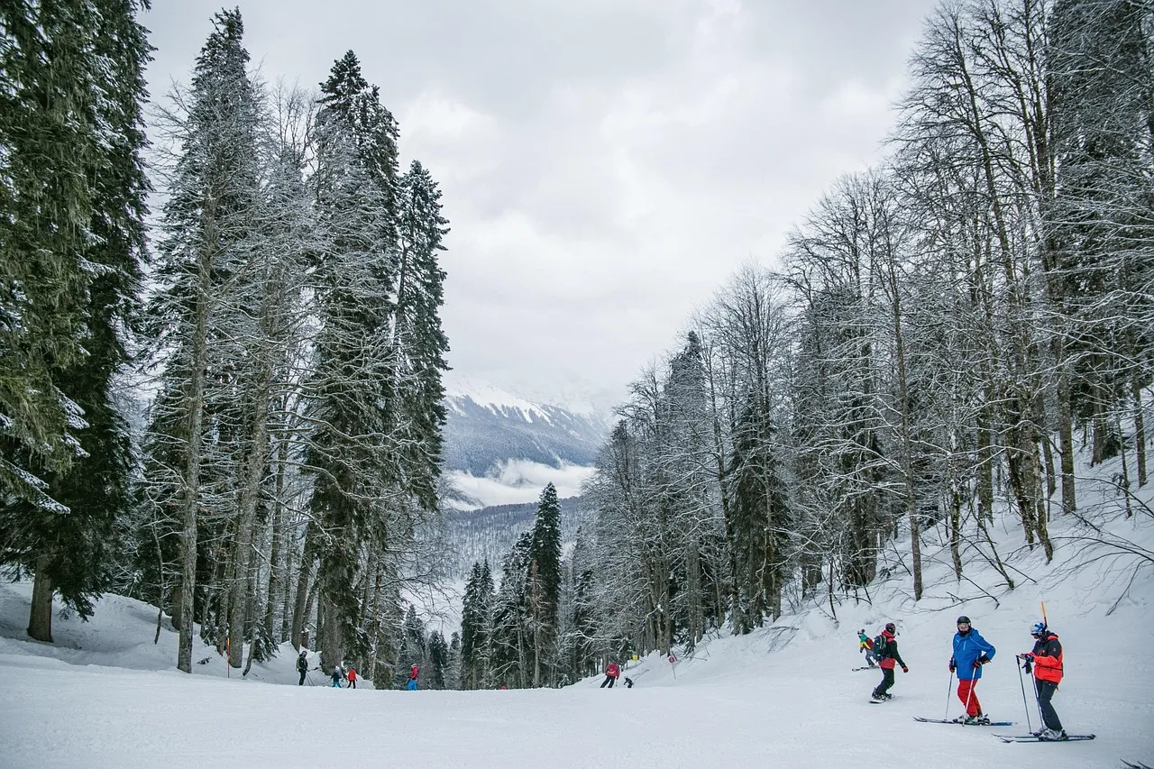 Szczyrk Mountain Resort — przewodnik po największym ośrodku narciarskim w Beskidach